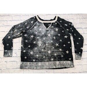 Women’s Torrid Size 2 Gray With Stars Knit Sweater Crew Neck Cut Out